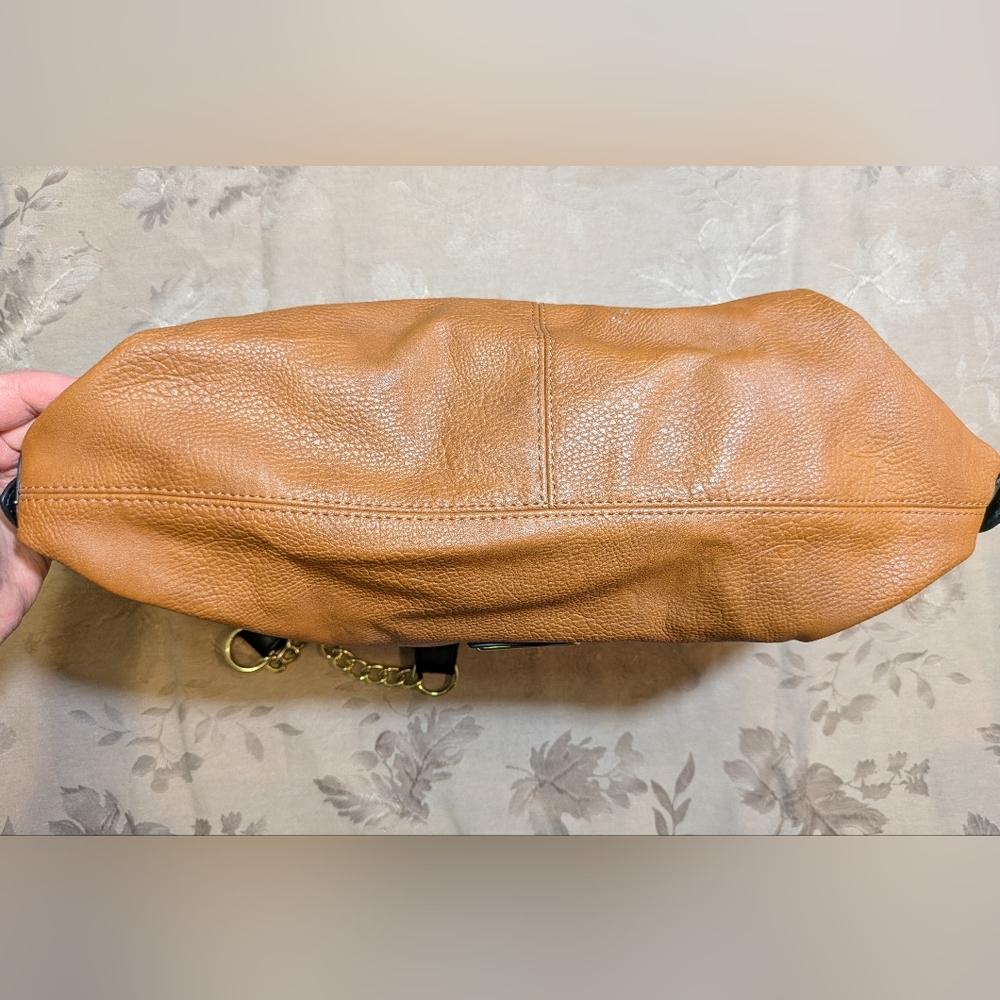 Steve Madden Shoulder Bag, EUC! - Picture 5 of 12